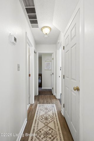 1604 Acosta Ct, La Grange, KY 40031