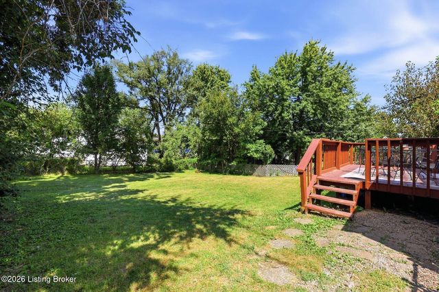 1604 Acosta Ct, La Grange, KY 40031