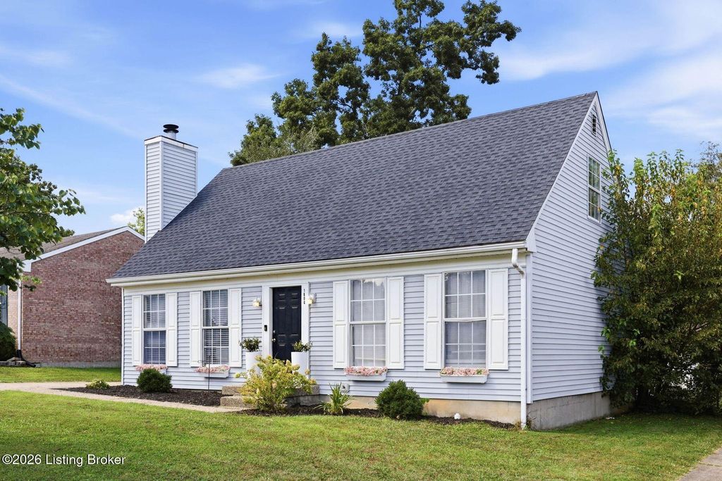 1604 Acosta Ct, La Grange, KY 40031