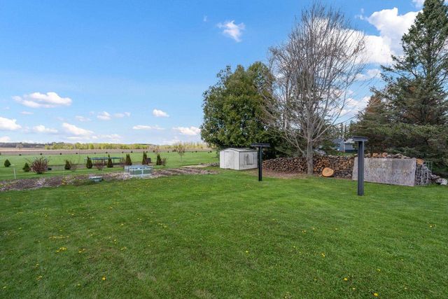 404 N SWIFT STREET, Glenbeulah, WI 53023