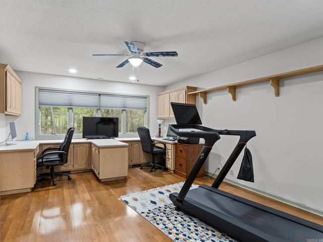 1 Herradura Trce, Hot Springs Village, AR 71909