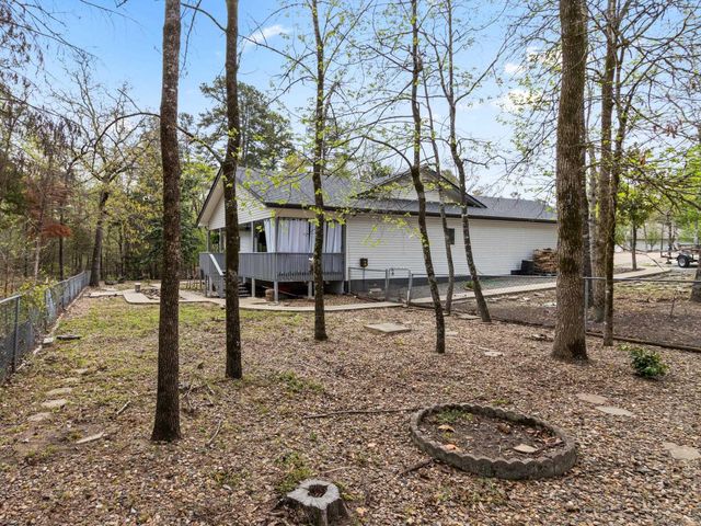 1 Herradura Trce, Hot Springs Village, AR 71909