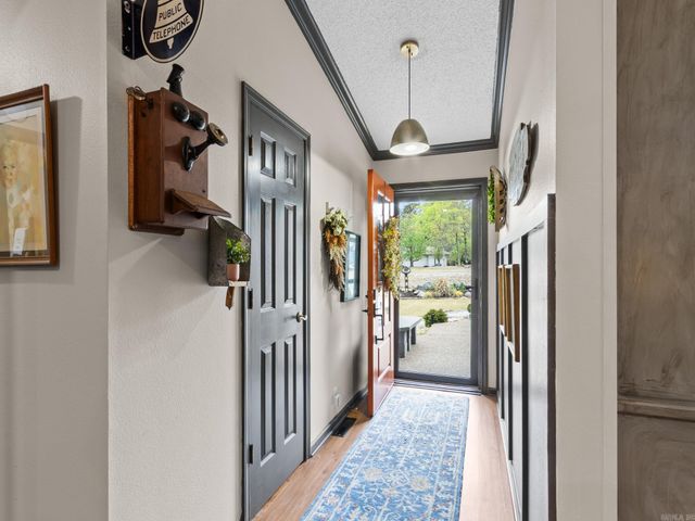 1 Herradura Trce, Hot Springs Village, AR 71909