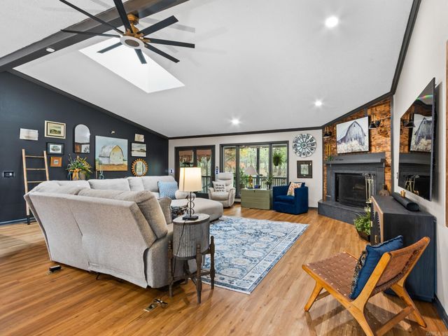 1 Herradura Trce, Hot Springs Village, AR 71909