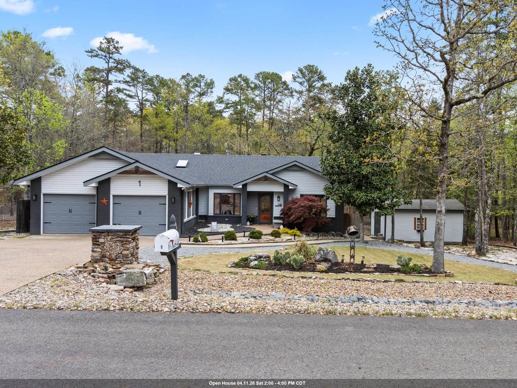 1 Herradura Trce, Hot Springs Village, AR 71909