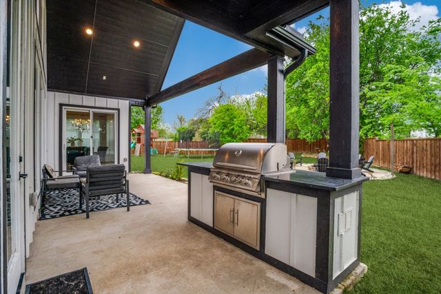 6677 County Road 619, Farmersville, TX 75442