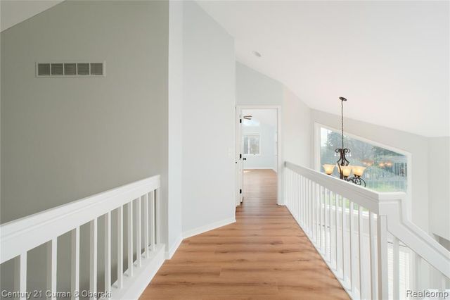1083 N Livernois Road, Rochester Hills, MI 48306