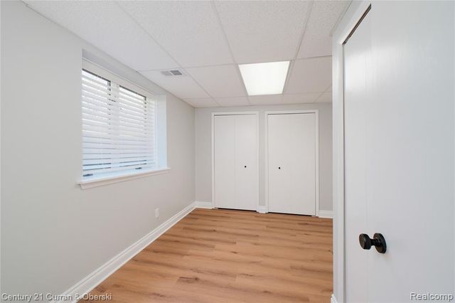 1083 N Livernois Road, Rochester Hills, MI 48306