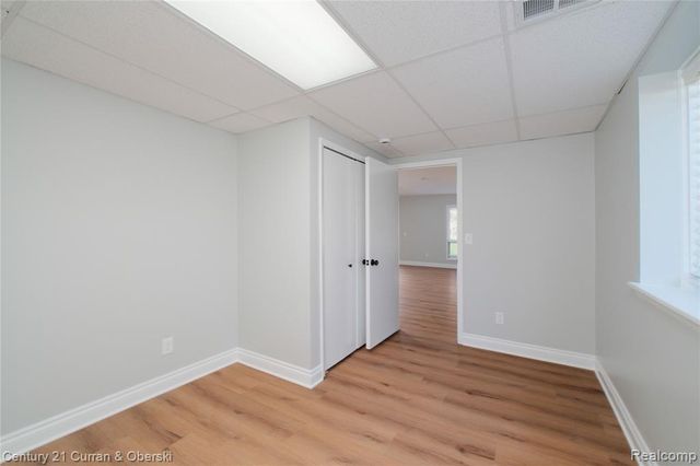 1083 N Livernois Road, Rochester Hills, MI 48306