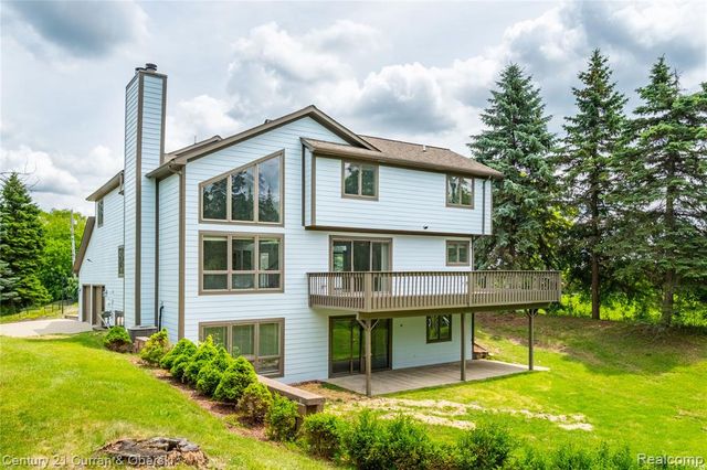 1083 N Livernois Road, Rochester Hills, MI 48306