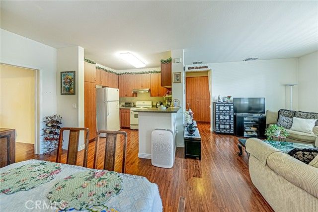 735 Francesca 202, Walnut, CA 91789