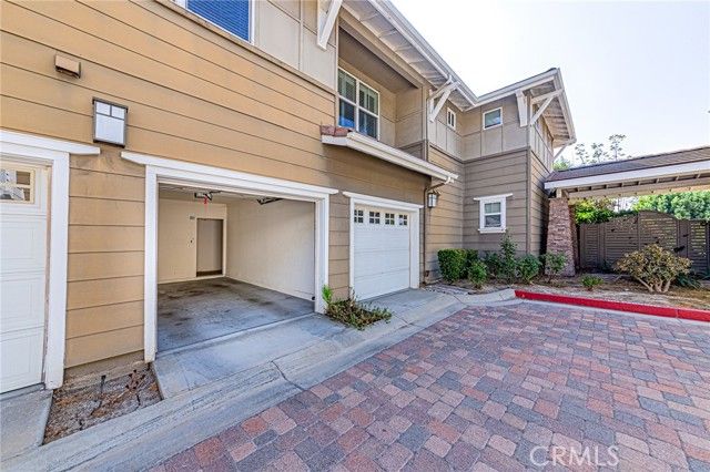 735 Francesca 202, Walnut, CA 91789