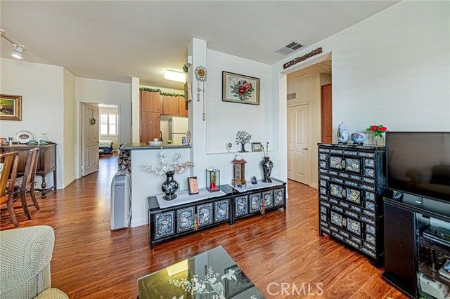 735 Francesca 202, Walnut, CA 91789