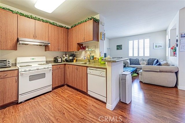 735 Francesca 202, Walnut, CA 91789