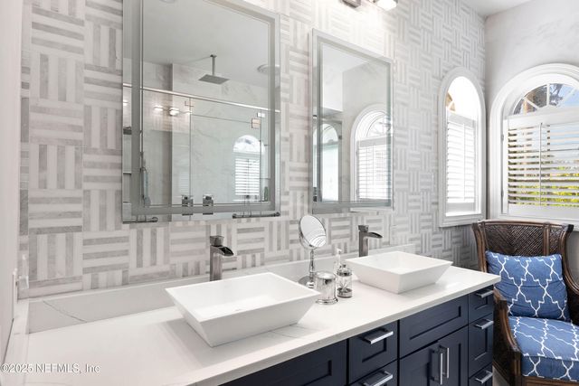 192 TWELVE OAKS Lane, Ponte Vedra Beach, FL 32082