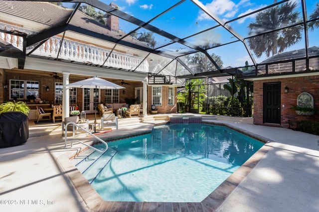 192 TWELVE OAKS Lane, Ponte Vedra Beach, FL 32082