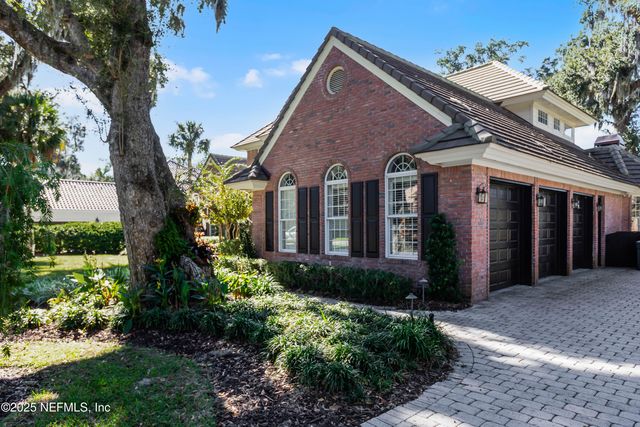 192 TWELVE OAKS Lane, Ponte Vedra Beach, FL 32082
