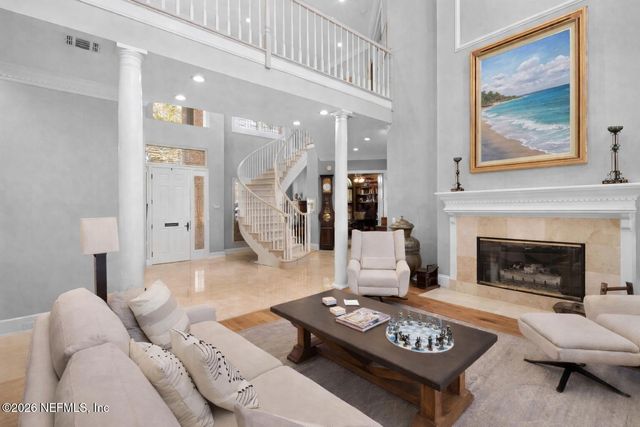 192 TWELVE OAKS Lane, Ponte Vedra Beach, FL 32082