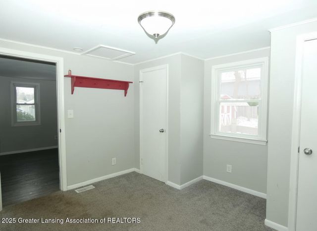 4445 North Street, Holt, MI 48842