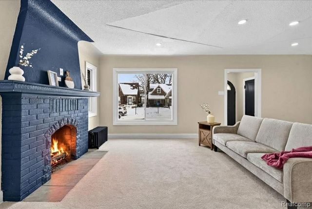 16642 Monte Vista Street, Detroit, MI 48221