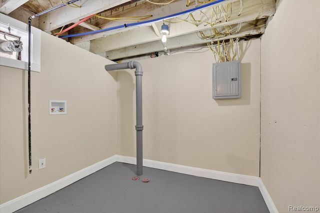 16642 Monte Vista Street, Detroit, MI 48221