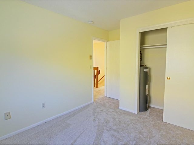 B10 Stonehedge Drive, South Burlington, VT 05403