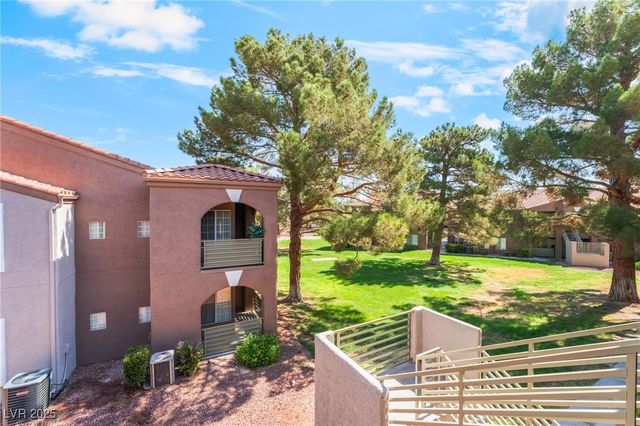 2120 Sealion Drive 207, Las Vegas, NV 89128