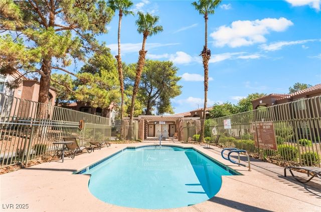 2120 Sealion Drive 207, Las Vegas, NV 89128