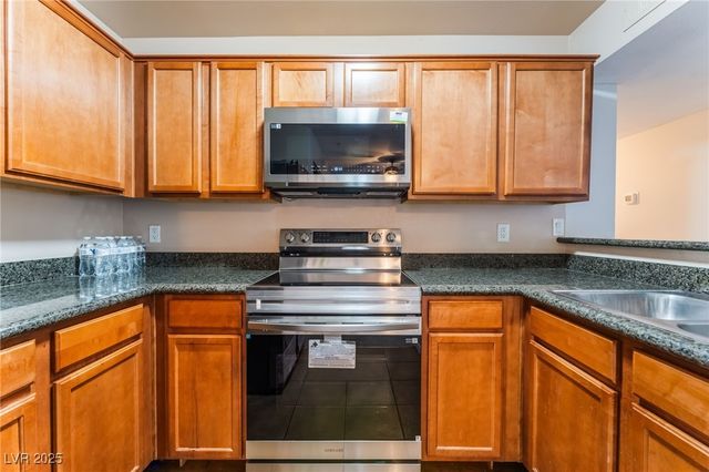 2120 Sealion Drive 207, Las Vegas, NV 89128