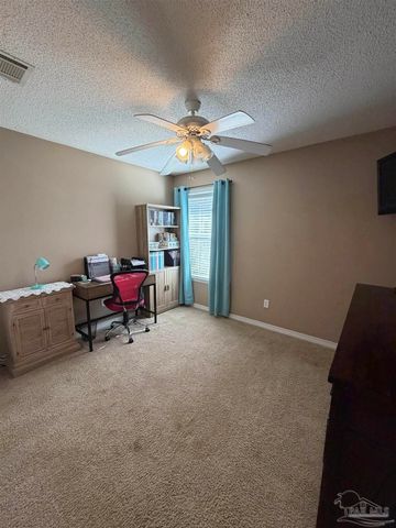 2746 Terry Cove Dr, Milton, FL 32583