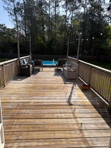 2746 Terry Cove Dr, Milton, FL 32583