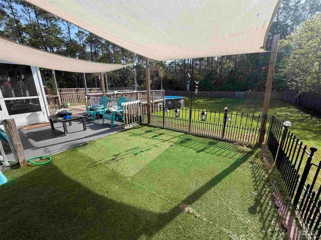 2746 Terry Cove Dr, Milton, FL 32583