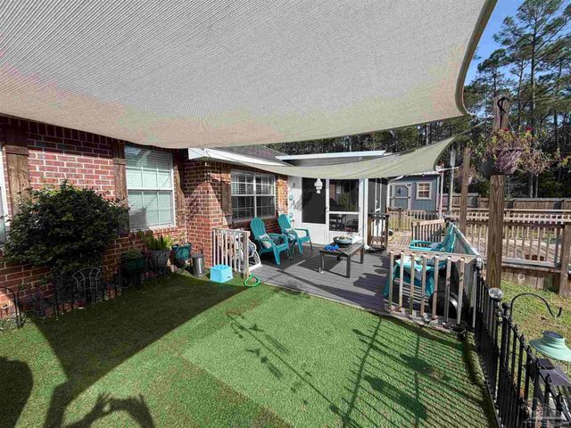 2746 Terry Cove Dr, Milton, FL 32583