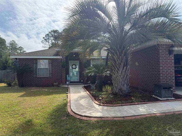 2746 Terry Cove Dr, Milton, FL 32583