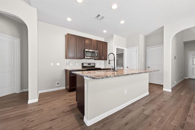 3548 Cannon Drive, Conroe, TX 77301