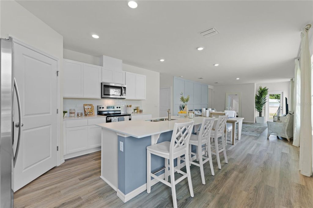 Image 4 of property listing at 1817 THREE BARS ROAD, Kissimmee, FL 34744