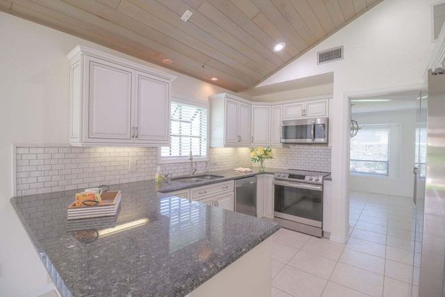 1694 SW Boatswain Place, Palm City, FL 34990