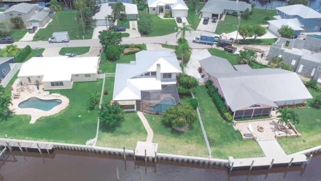 1694 SW Boatswain Place, Palm City, FL 34990
