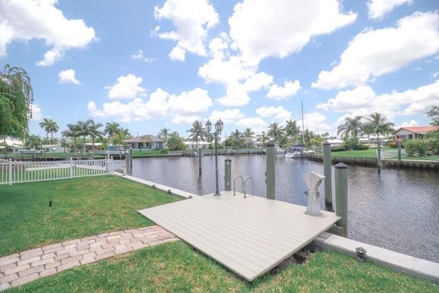 1694 SW Boatswain Place, Palm City, FL 34990