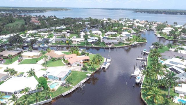 1694 SW Boatswain Place, Palm City, FL 34990