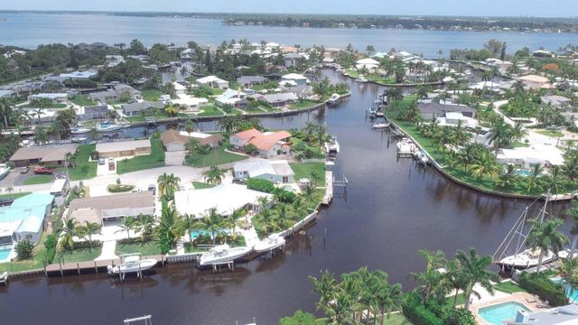 1694 SW Boatswain Place, Palm City, FL 34990