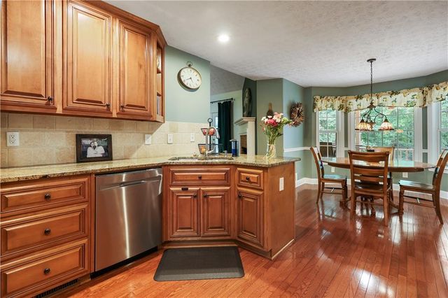 337 Mckibben Drive, Locust Grove, GA 30248