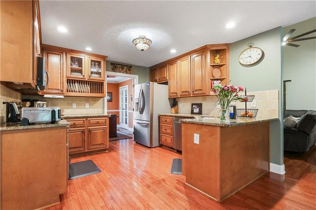 337 Mckibben Drive, Locust Grove, GA 30248