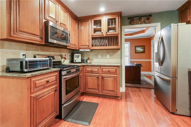 337 Mckibben Drive, Locust Grove, GA 30248