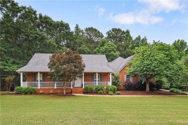 337 Mckibben Drive, Locust Grove, GA 30248