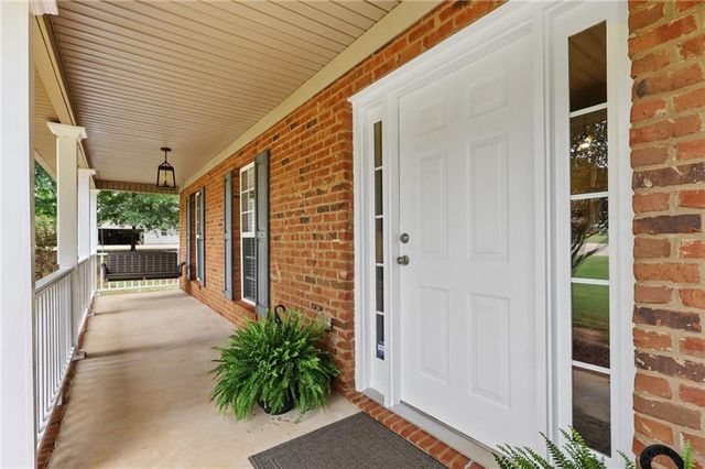 337 Mckibben Drive, Locust Grove, GA 30248