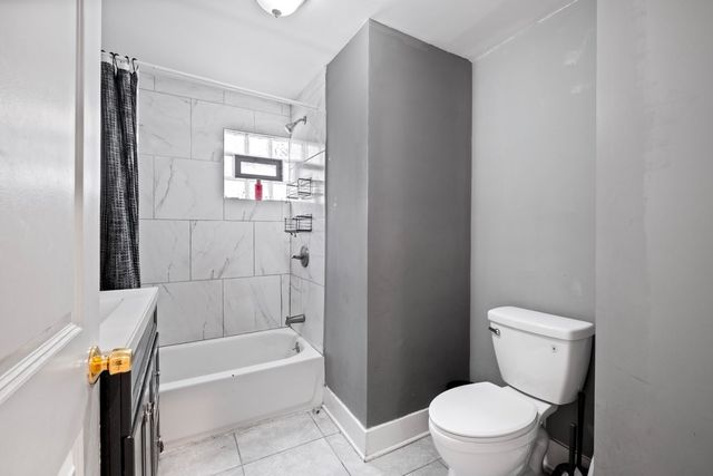 10724 S Prairie Avenue, Chicago, IL 60628
