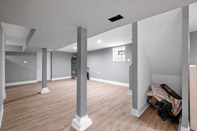 10724 S Prairie Avenue, Chicago, IL 60628