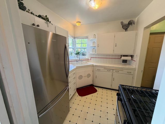 1711 Roselawn Ave, Stockton, CA 95204