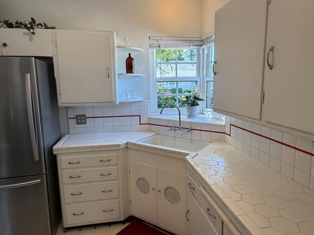 1711 Roselawn Ave, Stockton, CA 95204